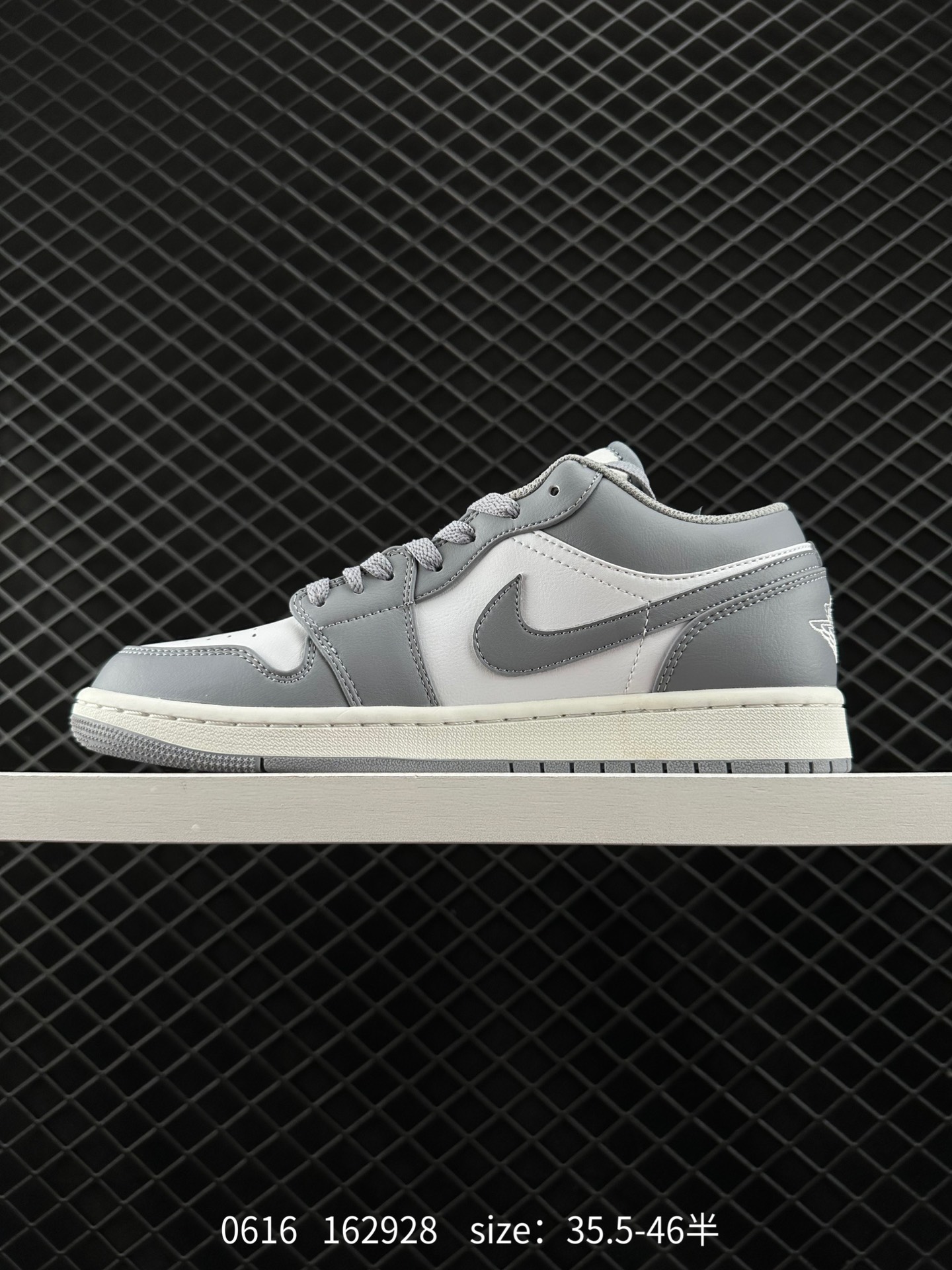 Nike Wmns Air Jordan 1 Low
